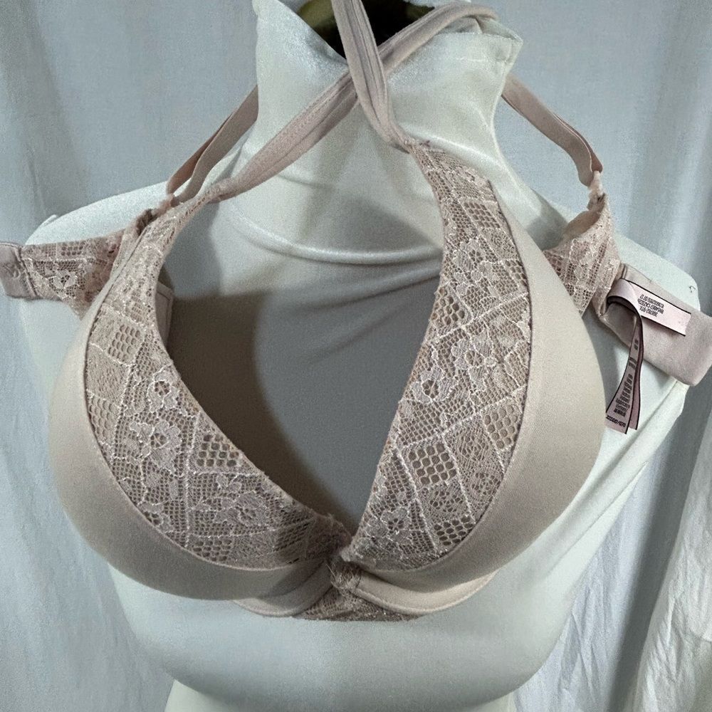 Victoria's Secret Lace Bra in Tan